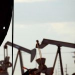 Ceny ropy v utorok rano klesli