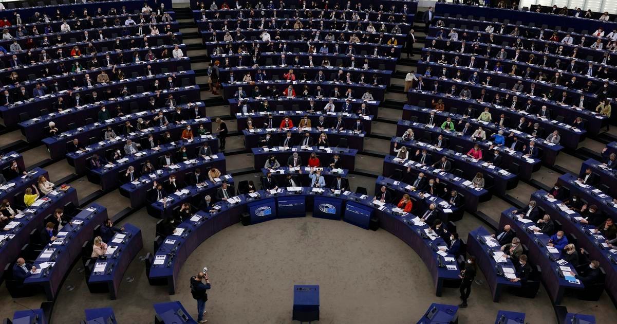 EP schvalil nove pravidla o udrzatelnosti pre podniky