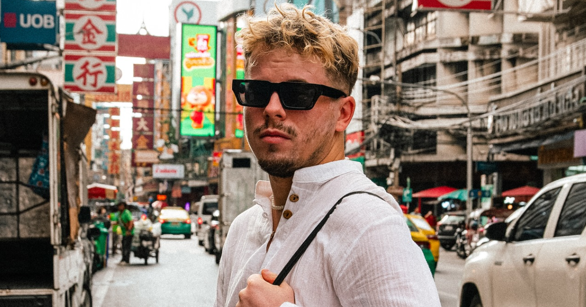 Slovensky influencer Nick Papcun Dlzi ludom tisice eur