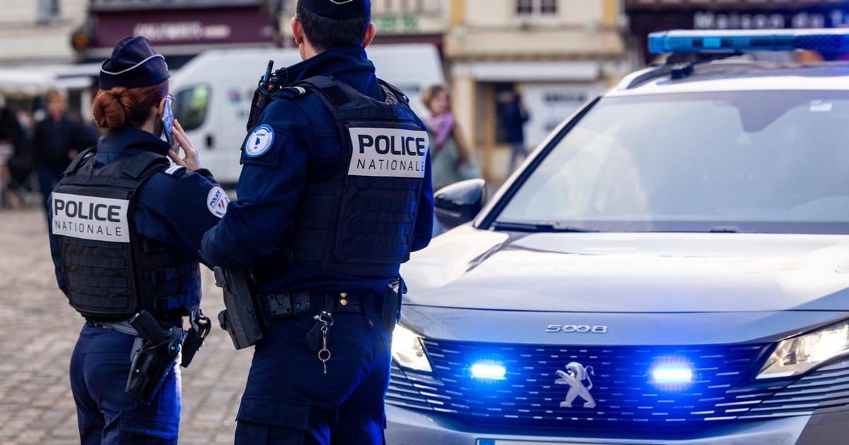 V Parizi neznamy pachatel bodol tri zeny v metre