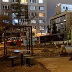 V meste si kazdy ide za svojou liniou V blizkom susedstve budu dve podobne stavby