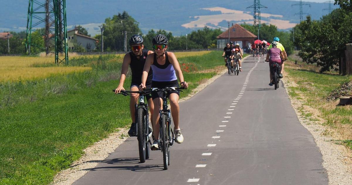 Zakaz ktory neplati Komunikacny chaos okolo cyklotrasy na Povazi nahneval miestnych