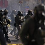 Americka vlada celi tlaku kvoli druhemu dodatku ustavy Pozornost upriamili aj Trumpovi podporovatelia