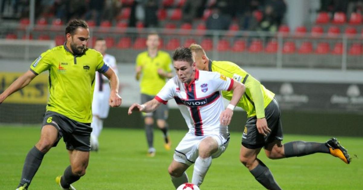 FUTBAL Ovplyvnoval zapasy do lopty si uz nekopne Gesnabel opisal ako funguje stavkarska mafia a kolko za to zarobil