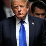 Francuzsko pre Trumpove narodeniny a MMA zapas prelozilo samit G7