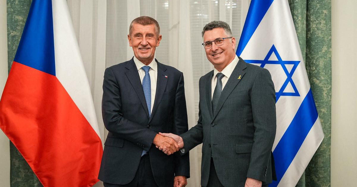 Izraelsky minister Saar je na navsteve Ceska stretol sa s Babisom a Vystrcilom