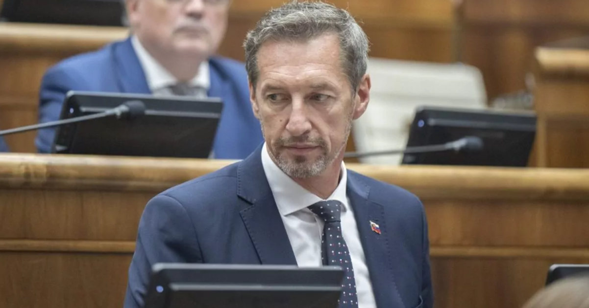 KDH vyzvalo vladu na regulaciu socialnych sieti