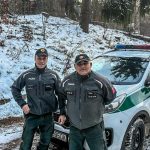 Policia Muz v Jasove ohrozoval svoj zivot nozom