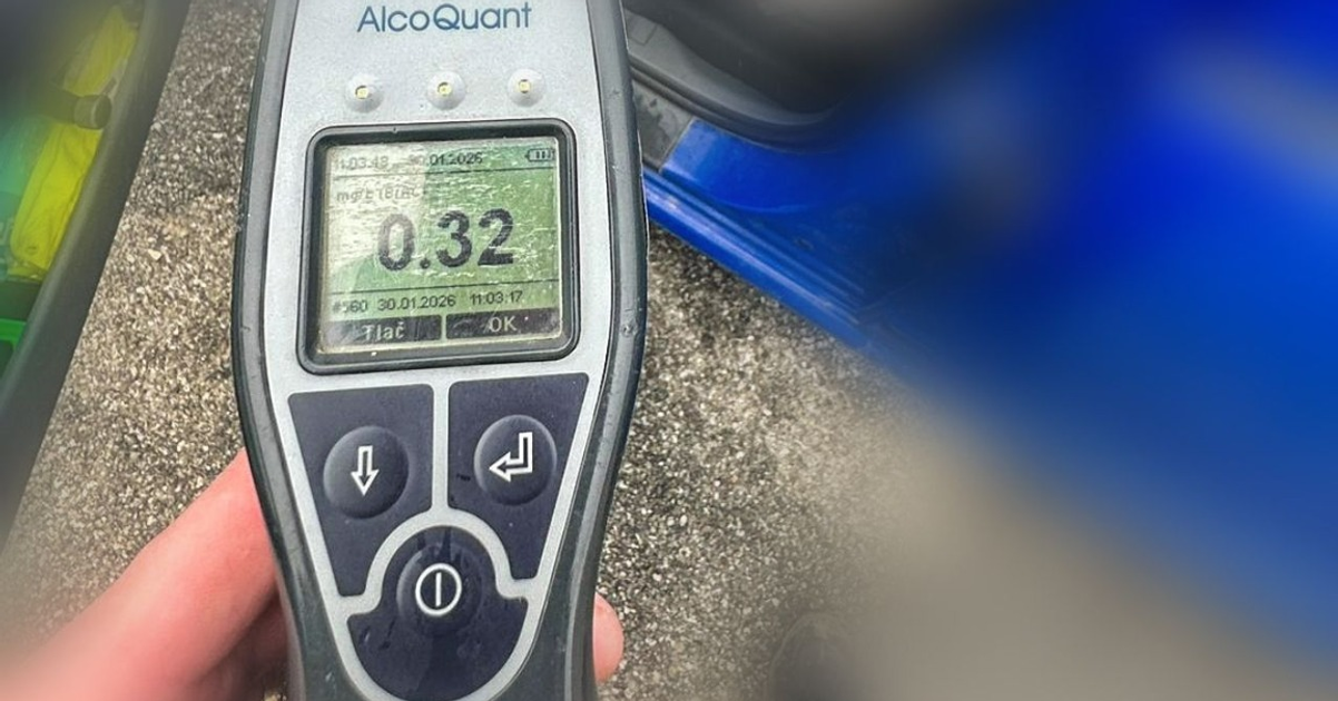 Policia riesila alkohol u pedagogicky z Kosic Po odchode zo skoly si opita sadla za volant