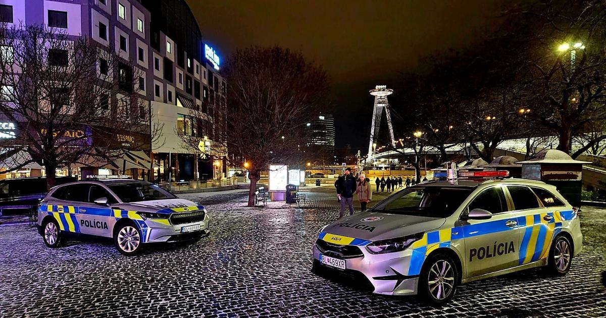 Policia riesila pocas Silvestra v Bratislavskom kraji nehody a vytrznictvo