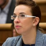 pre ekonomicke opatrenia vlady sa v sr zamestnaju tisicky ludi