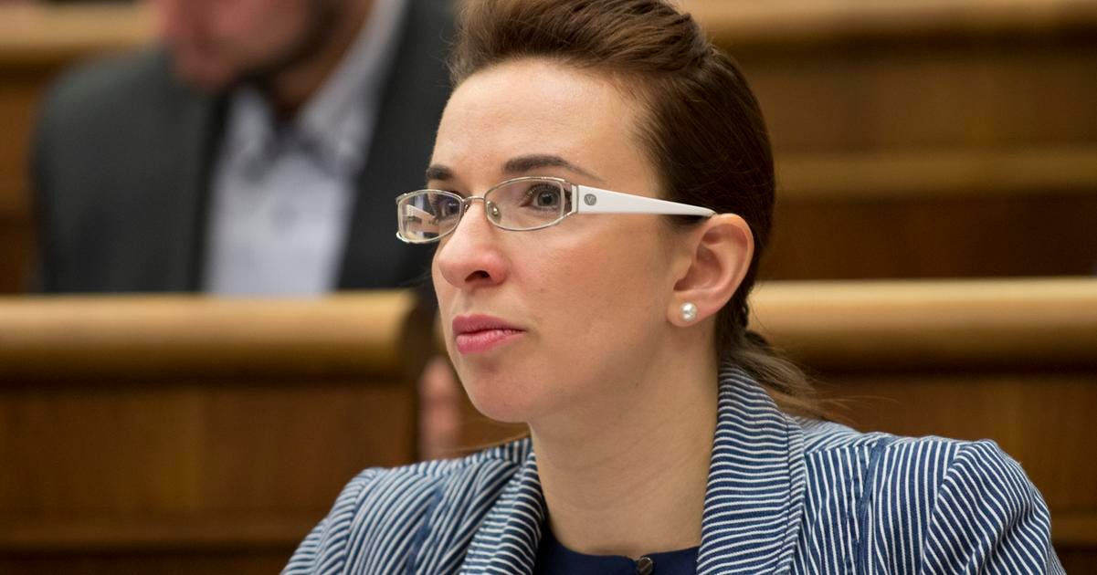 pre ekonomicke opatrenia vlady sa v sr zamestnaju tisicky ludi