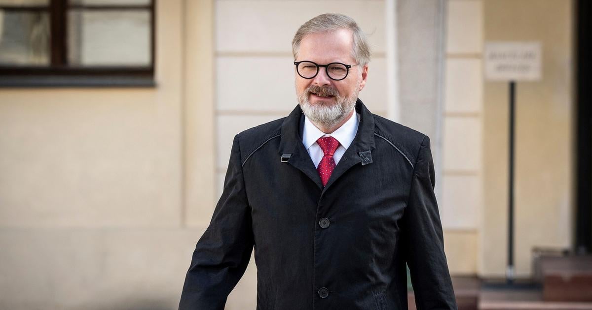 Fiala poprel kandidaturu do Senatu a na prezidenta zalozil think tank