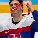 Filc vo vzduchu charov pozdrav do neba pozrite si vitazne momenty hokejistov galeria