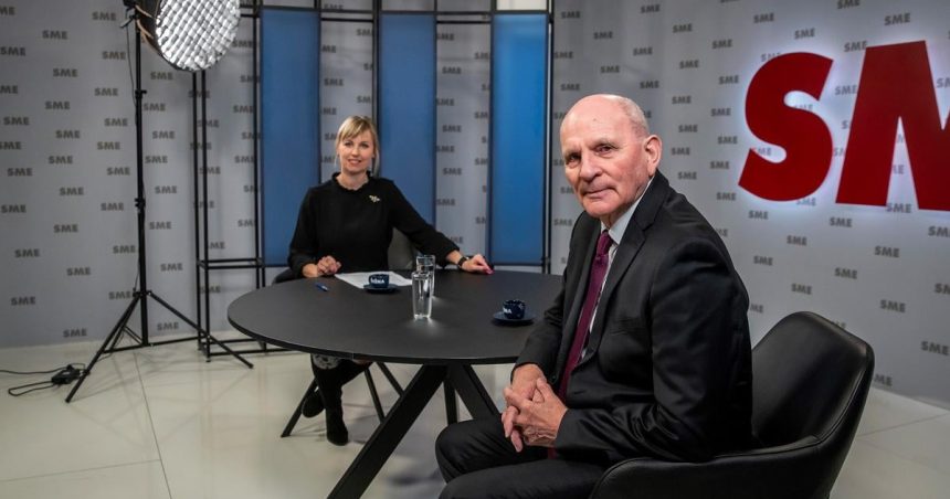 Miklosko v Arene Fico je unaveny clovek bez nastupcu Ak vsak opozicia zlyha pride navrat v este horsej podobe