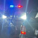 Odic pod vplyvom drog a so zakazom soferovania narazil do vozidla policajnej hliadky