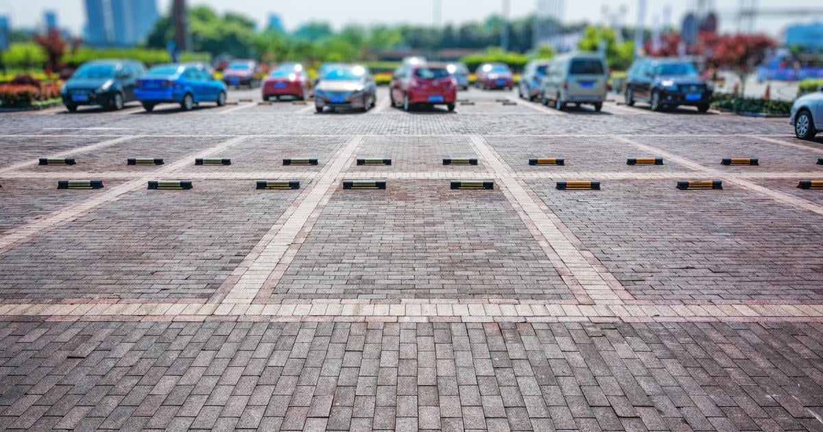 Prievidza planuje zachytne parkovisko pre dochadzajucich do prace Chce ulahcit dopravu