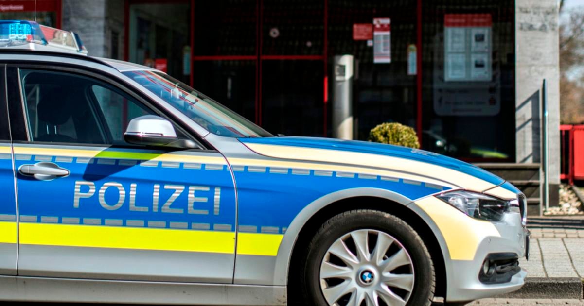 Rozbili gang podvodnikov Lucencan mal byt hlavnym akterom skoda sa vysplhala na pat milionov