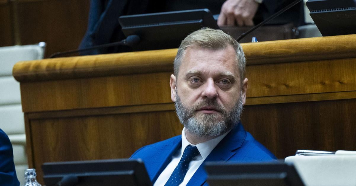 SAS Premier Fico podla strany Sloboda a Solidarita opat potvrdil ze nedokaze zodpovedat opozicii za svoju funkciu