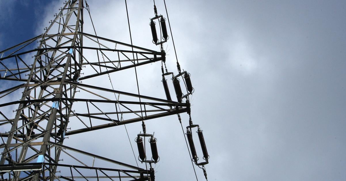 Slovenska elektrina prioritne pre slovenske firmy nezmysel odmieta to dokonca aj statny podnik