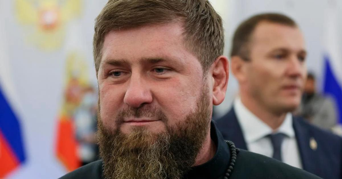 Adam Kadyrov sa po smrtelnej autonehode v Groznom znova objavil na verejnosti