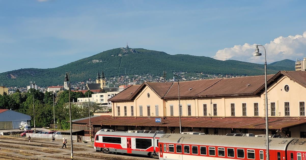 Cestujucich vo vlakoch cakaju dalsie obmedzenia Do hlavneho mesta sa bez prestupu nedostanu