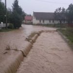 Obec pravidelne suzuju povodne Riesenim ma byt polder problemom su nevyriesene pozemky