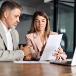 Predaj statnych dlhopisov sa skonnil investori maju dalsie moznosti