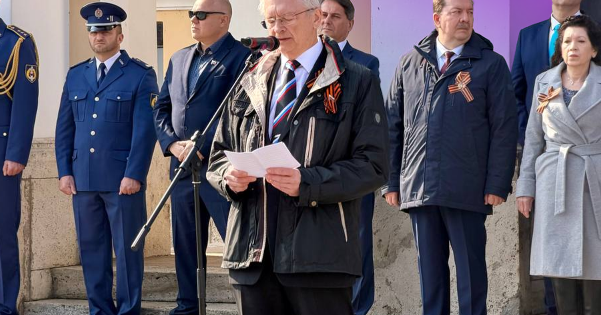Sutaj Estok urazil Lucanskeho rusky velvyslanec prvykrat verejne vystupil