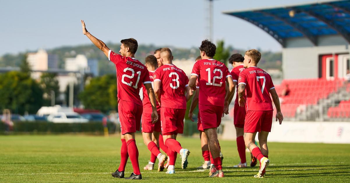 V slagri cervena aj ostre slova trenerov Toth brani svojich po kritike Jarabeka