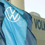 Zisk skupiny Volkswagen minuly rok klesol takmer o polovicu