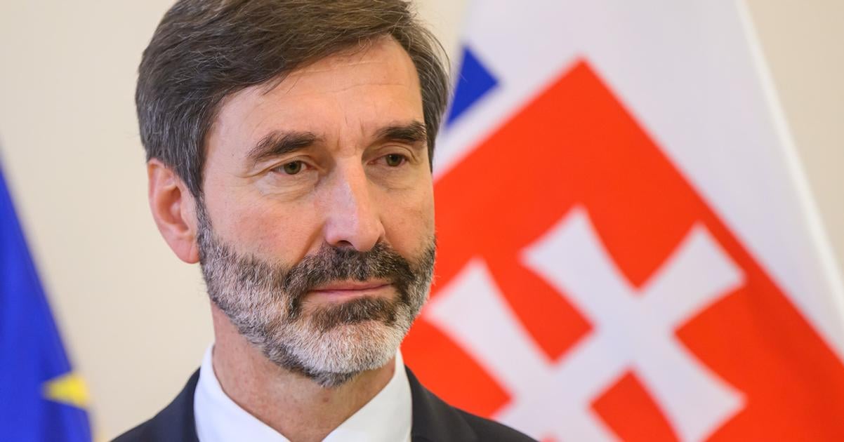 Blanar odcestoval na navstevu Albanska spolu so sefmi diplomacie Ceskej republiky a Rakuska