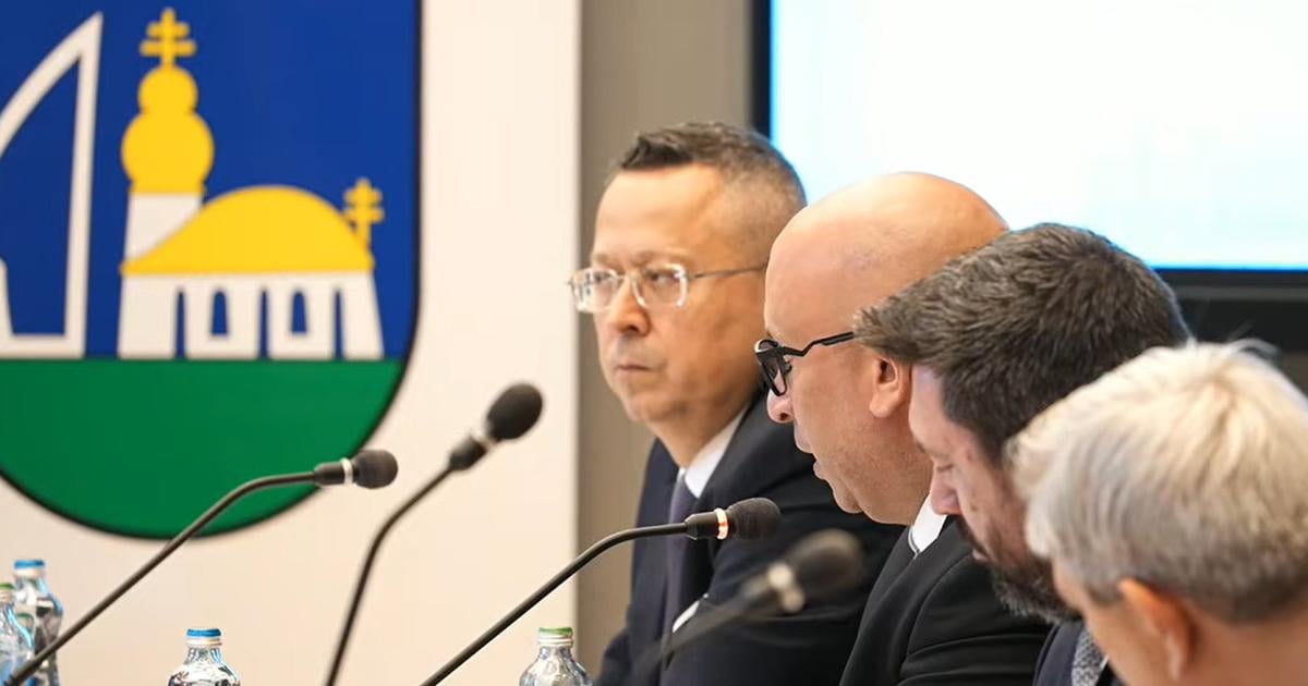 Dialnica D1 Hubova Ivachnova Raz tvrdi ze zosuv zastavili prace potrvaju do septembra