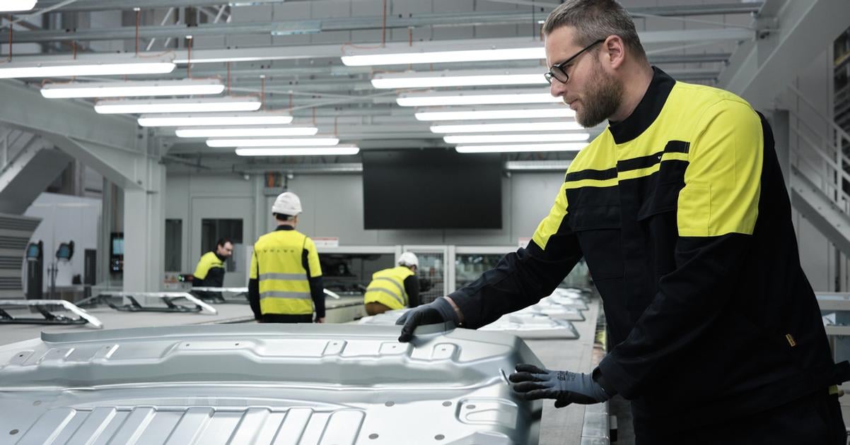 Jedna z najvacsich investicii na vychode Fabrika pred spustenim zamestnava stovky ludi