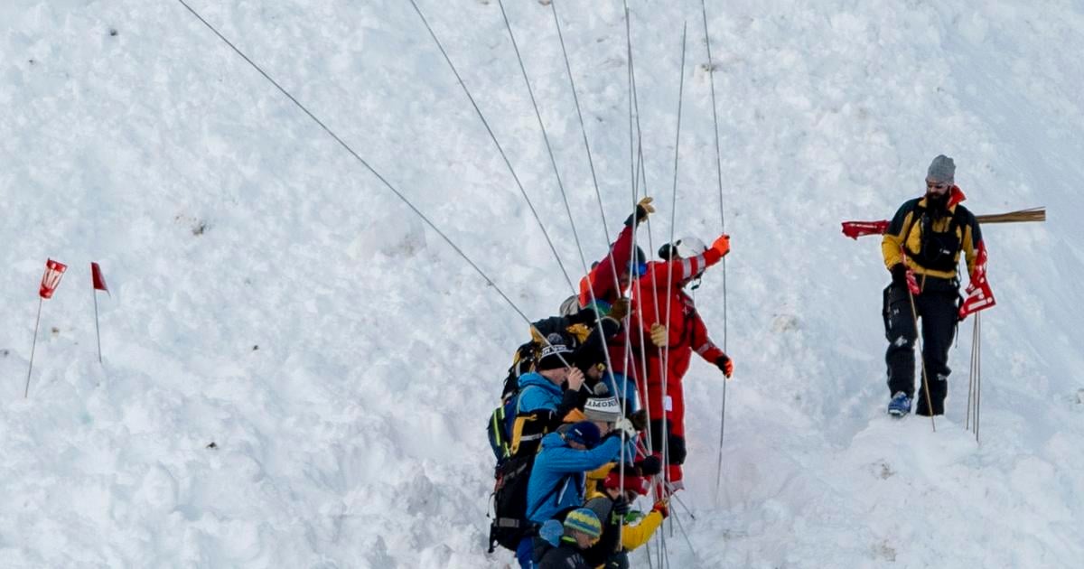 Lavinove nebezpecenstvo v Tatrach sa znizilo o jeden stupe