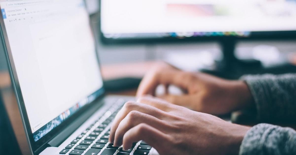 Podnikatelia sa od maja budu moct dobrovolne zapoji do systmu e faktur