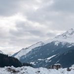 Slovensky lyziar zahynul pod lavinou v rakuskych Alpach