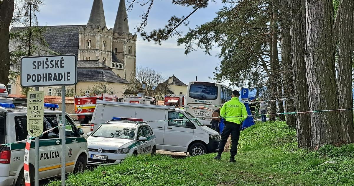 v Spiskom Podhradi pozehnu pamtnik trom dievcatam ktore tragicky prisli o zivot