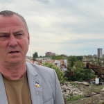 Ambasador Zakarpatska Sutaj Estok bol blizko ked spadli drony ale k hranicam neprisiel