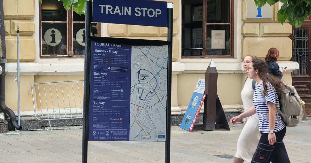 Do ulic sa vracia turisticka atrakcia Ceny jazdy su vyssie ako vlani hotovost nie je potrebna