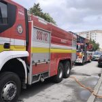 Drama v Novych Zamkoch Byt sa ocitol v plamenoch dvojica skoncila v rukach zachranarov