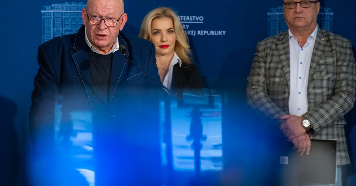 Dva mesiace v neistote napokon by Biela noc a Dotyky a spojenia mali ziskat peniaze z FPU Kedy a kolko to vsak nevedia