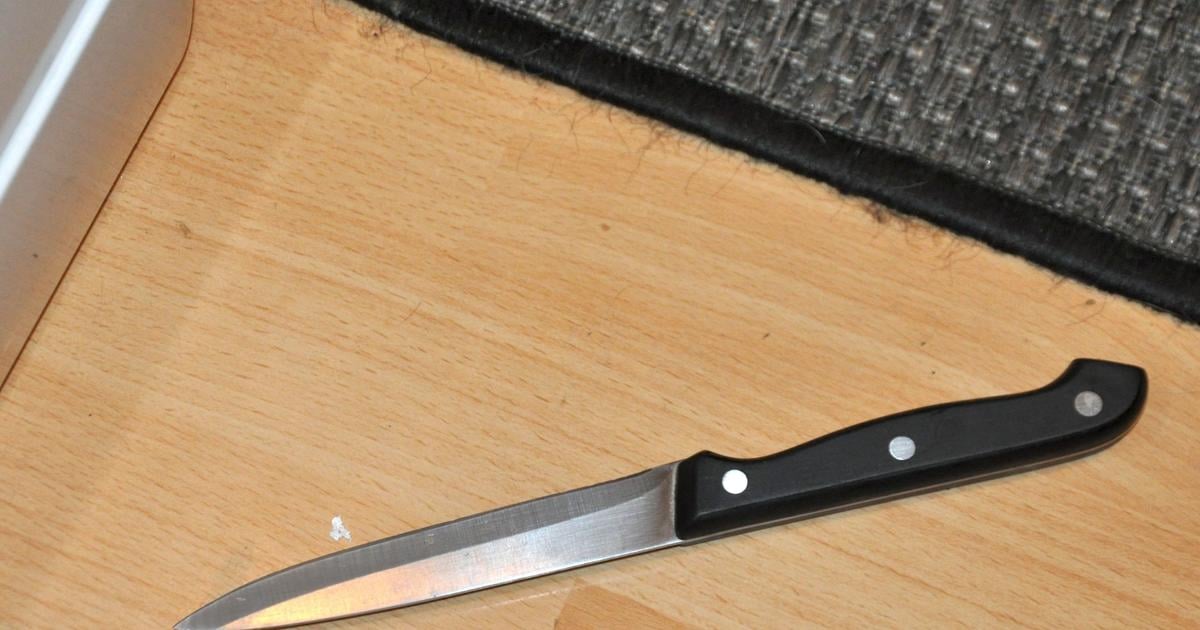 Na dvere zaklopal sused s nozom zapichnutym v krku utonk bol opity a s policiou spolupracovat odmietol