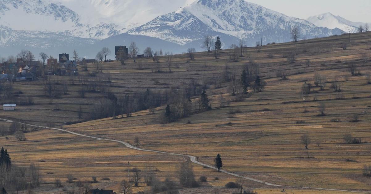 Na polskjej strane Tatier zvysili varovanie pred lavinami