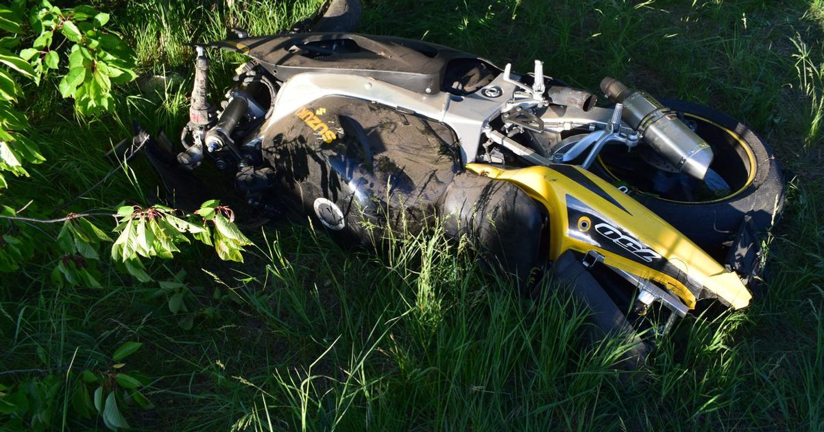 Predlzene vikend na cestach Dvaja opiti vodici traja so zakazom a sest dopravnych nehod