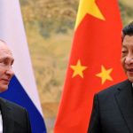 Putin strieda Trumpa v Pekingu ide si po naplastic na chatrajuce rusku ekonomiku