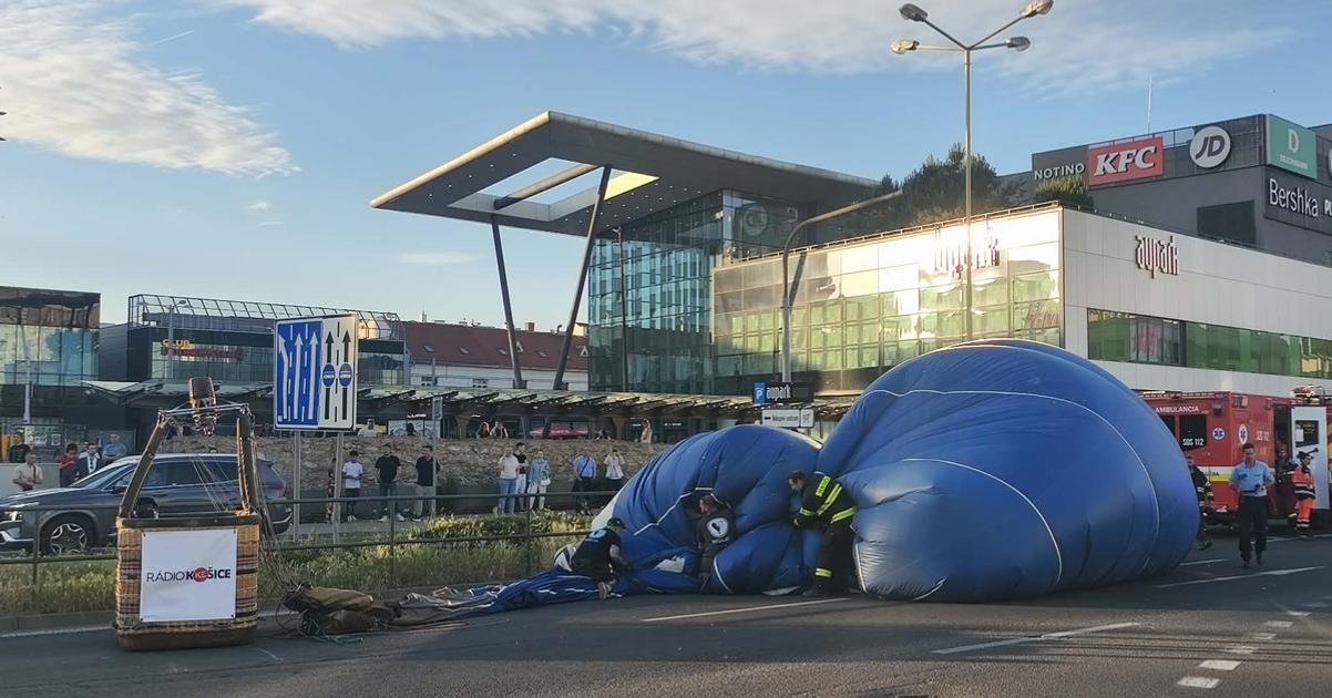 V Kosiciach sa vo vzduchu zrazili dva balony jeden nudzovo pristal na rusnej ceste