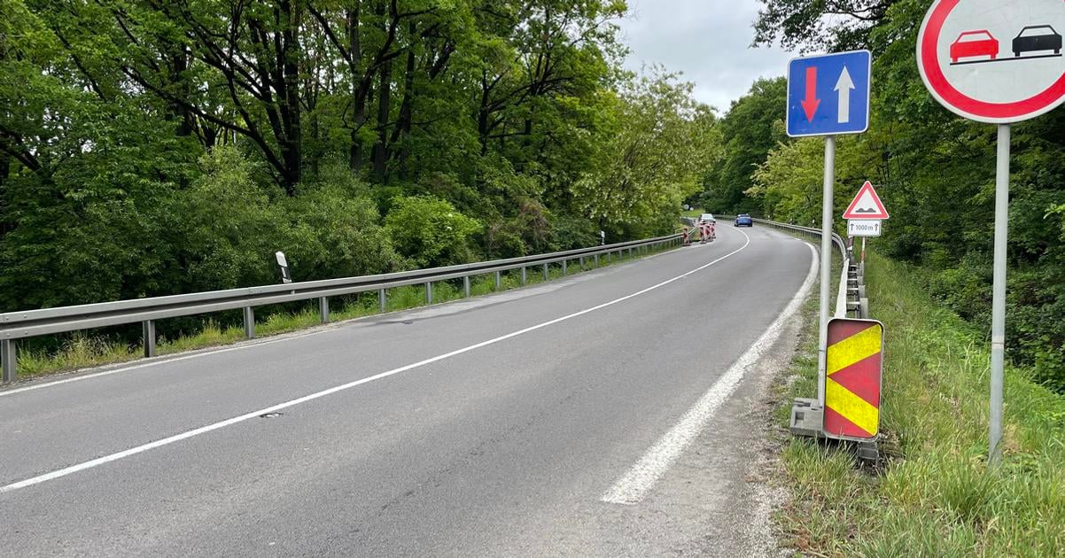 zosuv na ceste pri novakoch opravy pripravuju rekonstrukciu prace si vyzadavaju obmedzenia dopravy