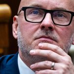 Co sa objavilo v diskusiach Grohling vyzval prezidenta aby nevymenoval Radacovskeho ani Kmeca na posty velvyslancov