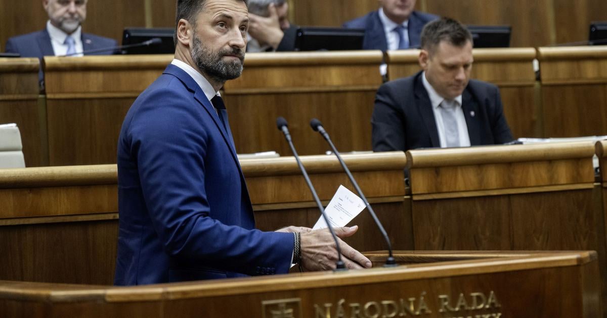 Hladanie vynimky z dlhovej brzdy je podla opozicie pokusom o obchadzanie zakona